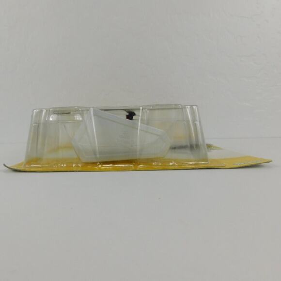 Kenner 1997 Starting Lineup NHL Ottawa Senators Daniel Alfredsson Action Figure - Picture 3 of 6